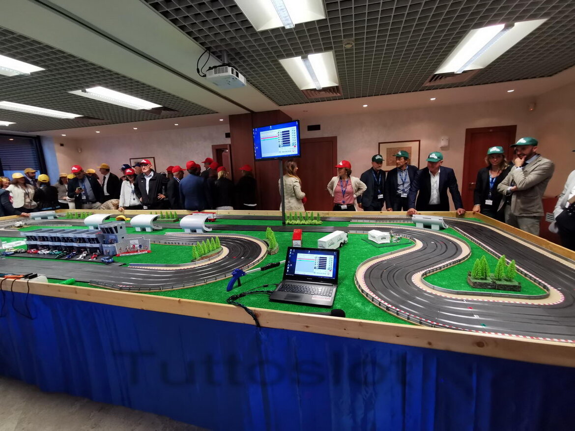 6b438953-1c22-4553-b712-9d2a22040b18