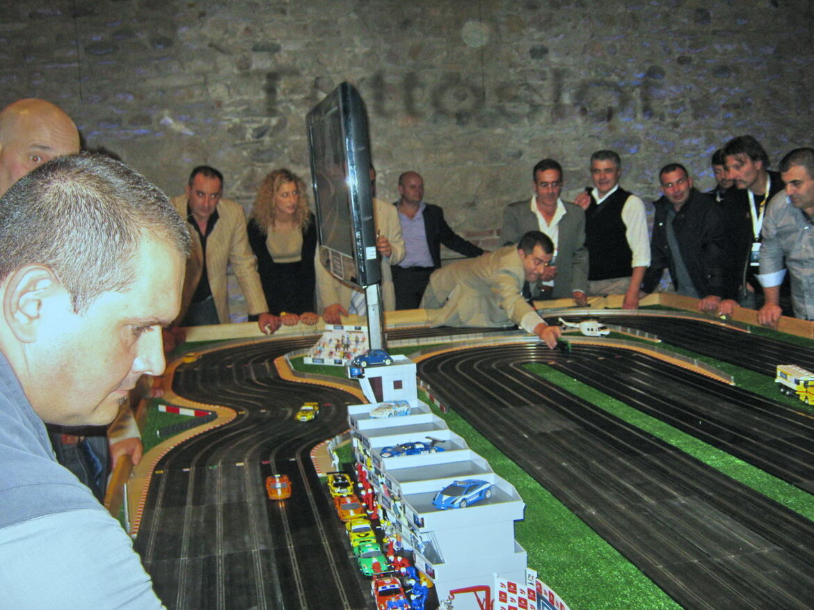 2c8f9aa4-e85f-4103-b920-6e0931d5f11c