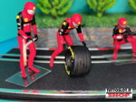 set-5-meccanici-box-in-3d-print-dipinti-a-mano-set-5-3d-pit-crew-figures-handmade-painted