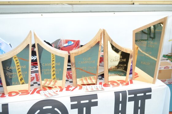 c33ac9f8-529a-4512-ac75-8bef7e7b6d7b