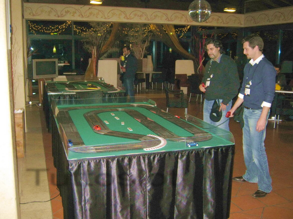 c135c7cc-fd12-42fd-9d5c-e127b5cfedc1