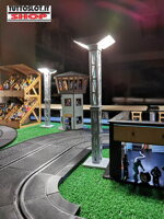 lampione-a-torre-4-led-altissima-luminosita-tower-lamp-four-led-lighs