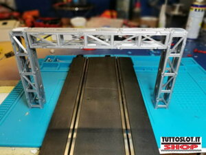 ponte-a-traliccio-per-24-corsie-e-bistbox-trellis-bridge-for-24-lanes-track
