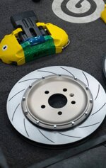 audi-a6-c8-rear-big-brake-system-4-pot-u4-355x28mm-muc