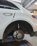 porsche-macan-95b-agt-shock-coilover