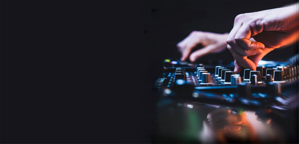 dj foto sito.jpeg