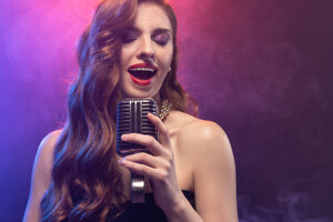 cantante pop.jpeg