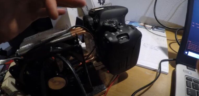 Raffreddare il sensore della nostra Reflex in modo "artigianale".