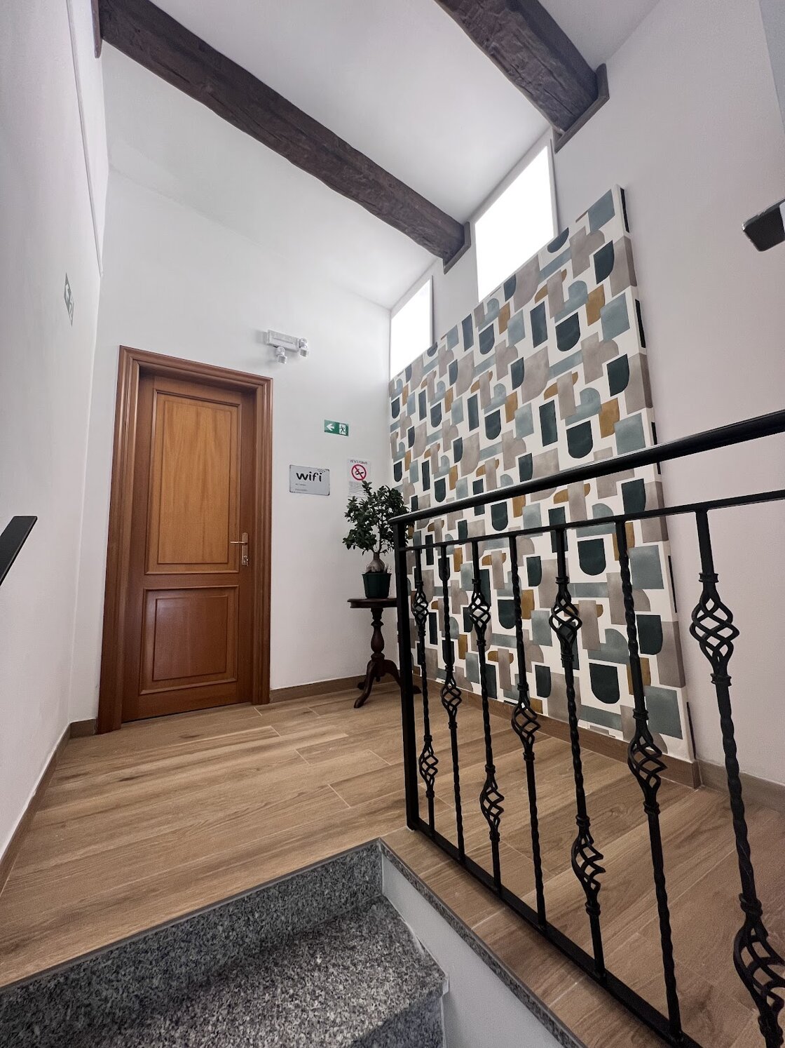 23172_92be55cae08578326723e91e0a4803528ea2f995