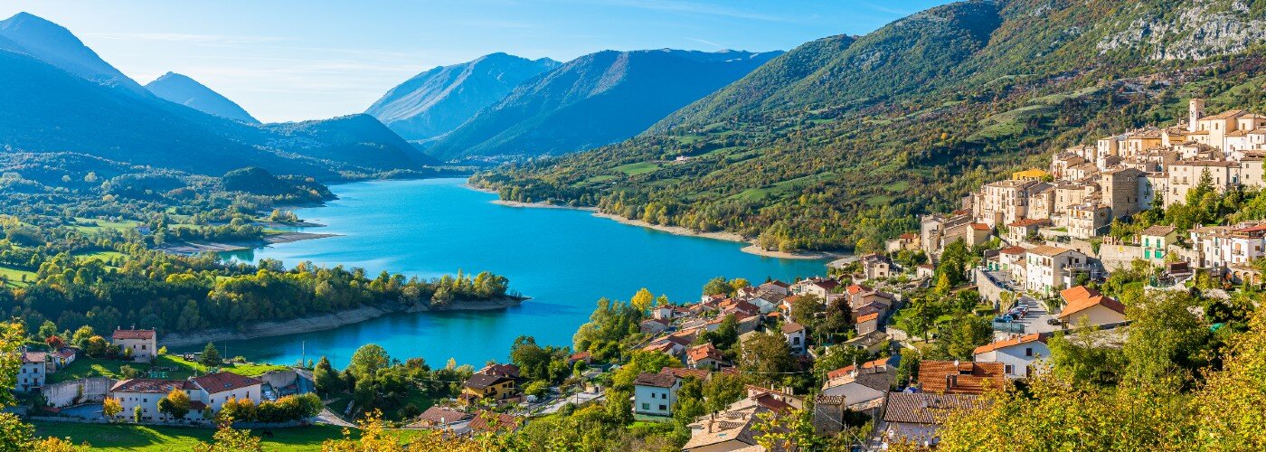 Destination Wedding in Abruzzo: The Luxury Alternative to Tuscany