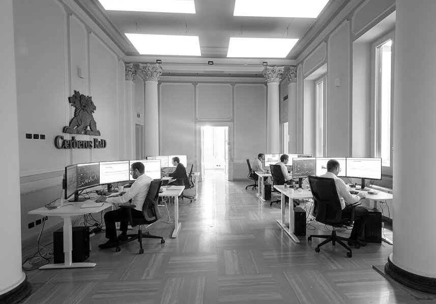 cerberus bianco e nero due.jpeg cerberus bianco e nero due.jpeg