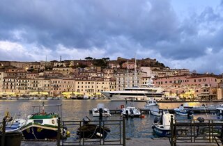 elba%20essence%20suites.jpeg elba%20essence%20suites.jpeg