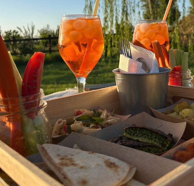 Aperitivo in fattoria Romagna da Parco Clorofilla: idee weekend Romagna, cosa fare in Romagna nel weekend