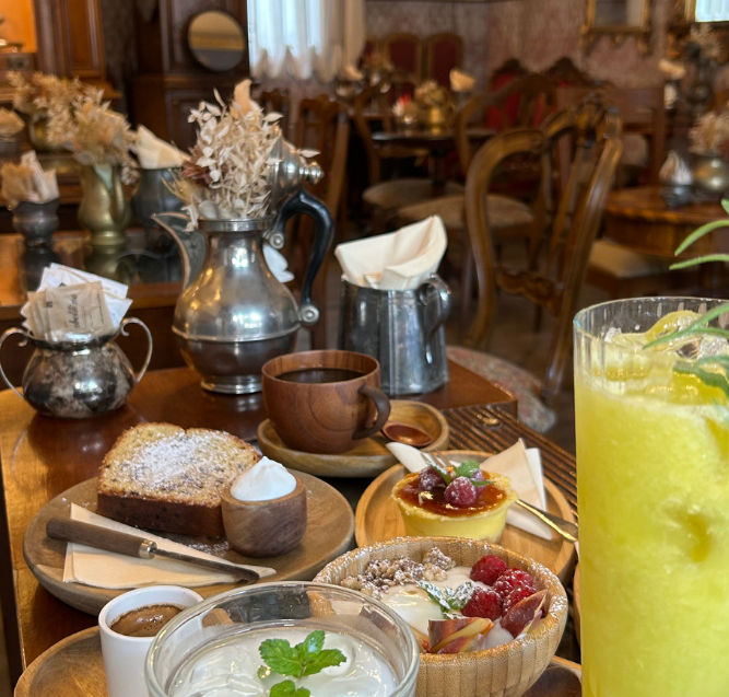 Cafè Giambellino a Gambettola: un cafè in Romagna che sembra uscito da un film