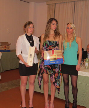 gruppo%20premiati.jpeg