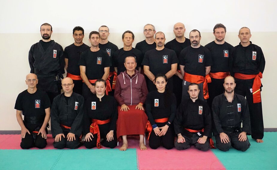 gruppo_con_maestro (1).jpeg