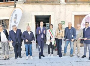 donazzolo-e-i-relatori-del-convegno-1536x866.jpeg