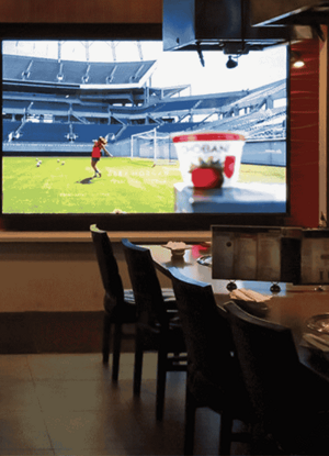 ledwall-vetrina-abbigliamento-e-moda-ledwall-indoor-
