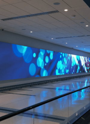 ledwall-discoteche-maxischermi-discoteca-ledwall-lice-club-ledwall-alta-luminosita-1-595x346
