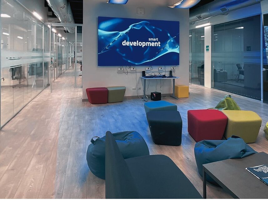 ledwall-aziendali-ledwall-corporate-ledwall-indoor-ledwall-omegaled-1.jpeg