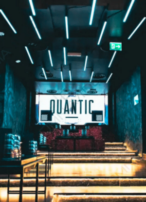 ledwall-immersivi-ledwall-curvi-ledwall-creativi-film-led-595x446