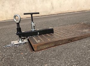 Sblocca chiusini ES1