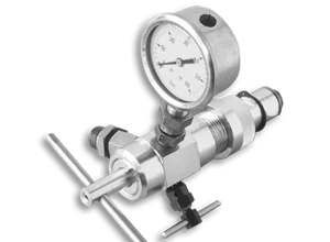 CT100 Strumento per la manutenzione, il controllo e ricarica di azoto di martelli idraulici CT100 Strumento per la manutenzione, il controllo e ricarica di azoto di martelli idraulici