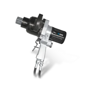 Avvitatore con motore idraulico a impulsi