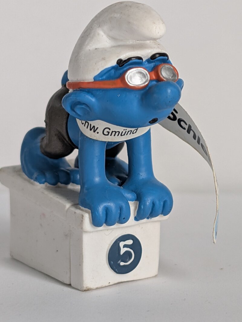 puffo-20736-swimmer-smurf