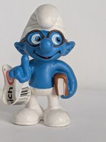 puffo-quattrocchi-con-libro-20734