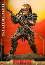 alien-vs-predator-comic-masterpiece-action-figure-16-broken-tusk-predator-35-cm