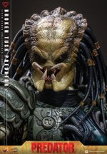 alien-vs-predator-comic-masterpiece-action-figure-16-broken-tusk-predator-35-cm