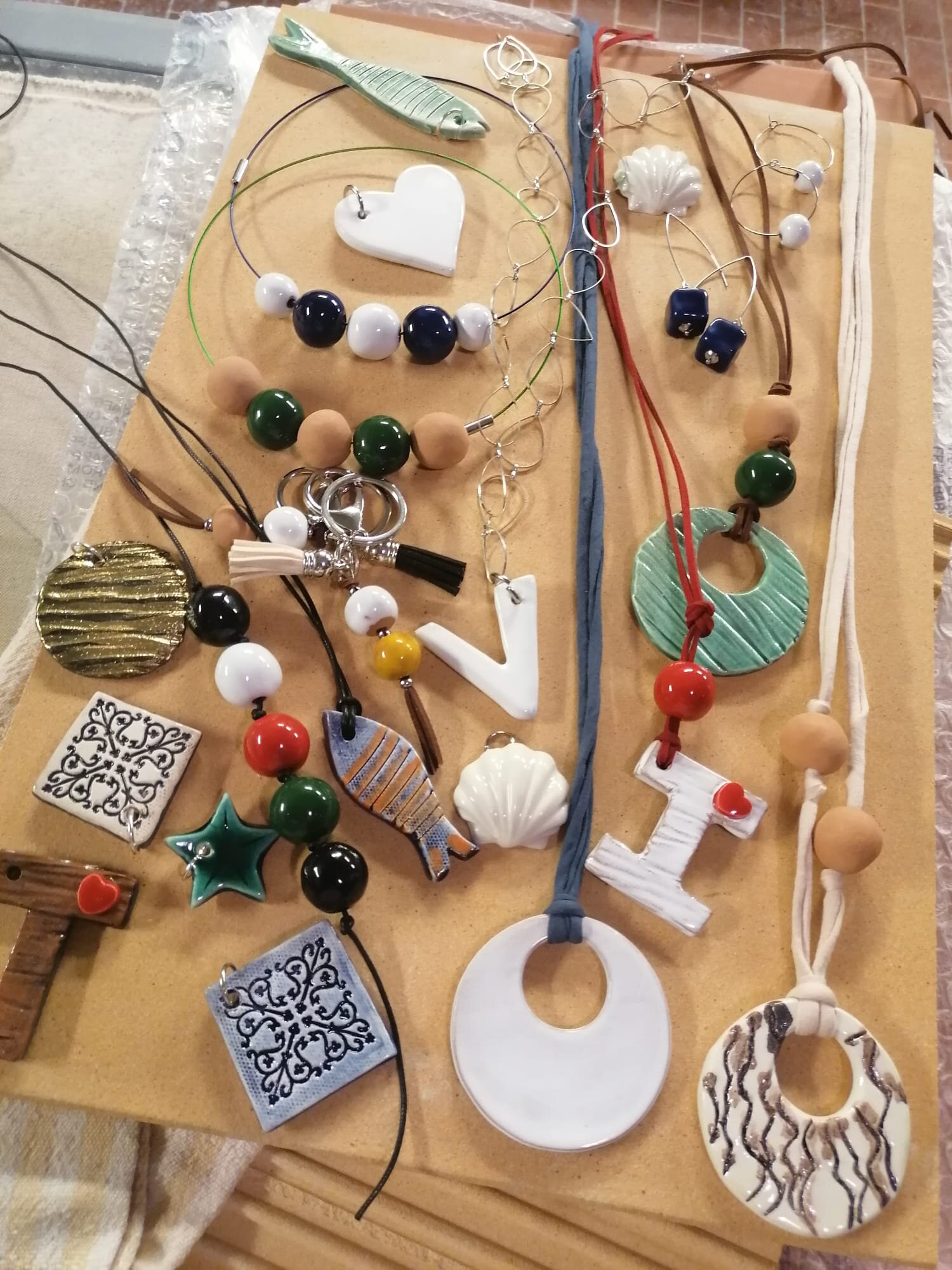 Laboratorio Bijoux in ceramica