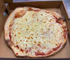 margherita pizza.jpeg