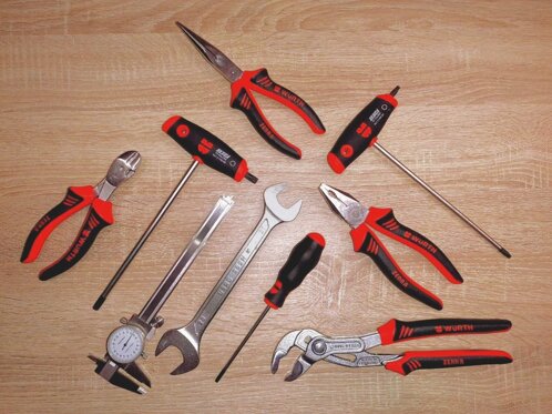 Diagnosi automotive: Attrezzi per officina Diagnosi automotive: Attrezzi per officina