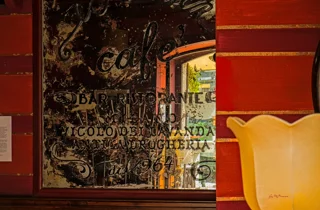 reataurant%20at%20naviglio%20grande%202.webp