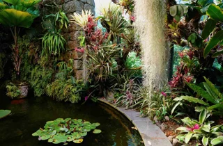 gardens%20la%20mortella%20-%20temple%20of%20the%20sun.webp
