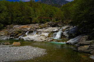 waterfalls,%20detail.jpeg