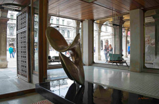 venice%20-%20olivetti%20store%203.jpeg