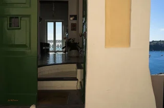 the%20house%20on%20the%20sea.webp