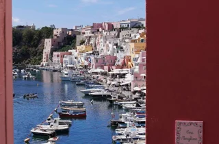 towards%20corricella.webp