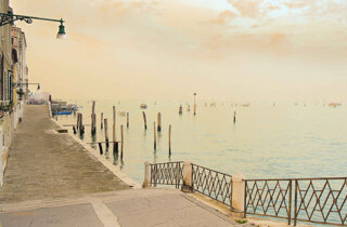 venice%20-%20boats%20in%20the%20night%20in%20front%20of%20san%20giorgio%20island.jpeg