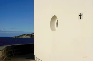 capri%20on%20the%20horizon.webp