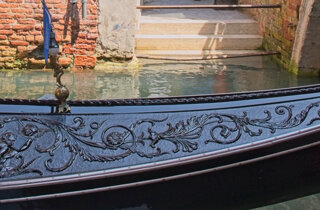 venice%20-%20footbridge%20during%20high%20water.jpeg