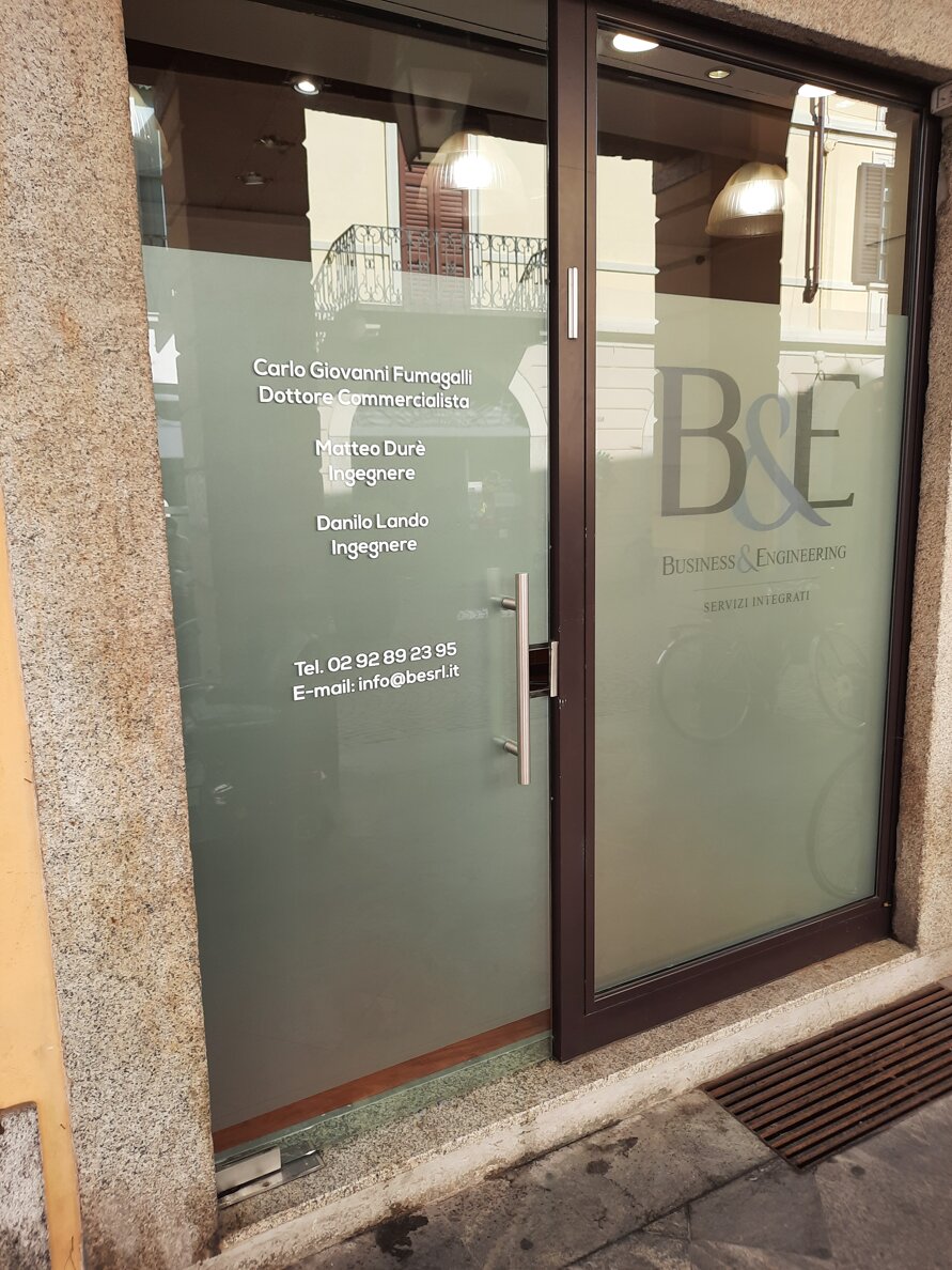 Business & Engineering S.r.l. Business & Engineering S.r.l.