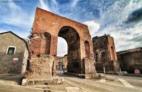 arco adriano.jpeg