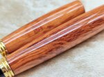 penna-stilografica-bottegando-italia-tornita-a-mano-in-radica-di-lacewood