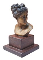 canova-antonio-17571822-da-un-modello-di-busto-venere-italica-inizio-xx-secolo