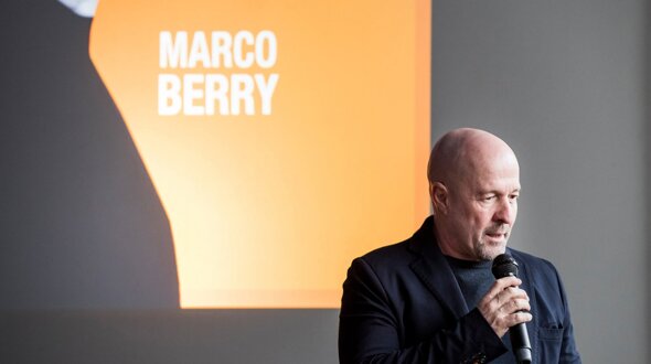 foto%20marco%20al%20microfono