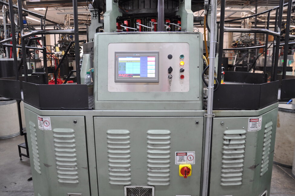 Parte frontale del macchinario Mayer completo di kit retrofit Baiff funzionante